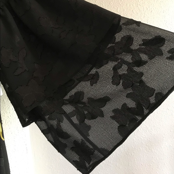 📫 SOLD 📫  CeCe Cold Shoulder Black Dress NWT - Picture 6 of 13